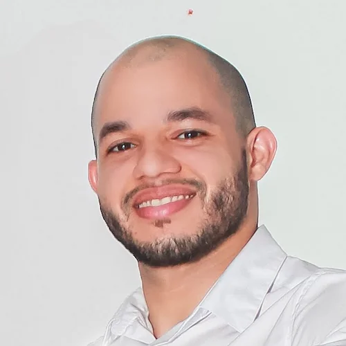 Esteban Mena