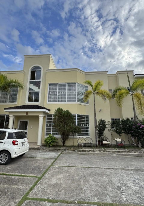 Apartamento primer nivel en Paseo del Río