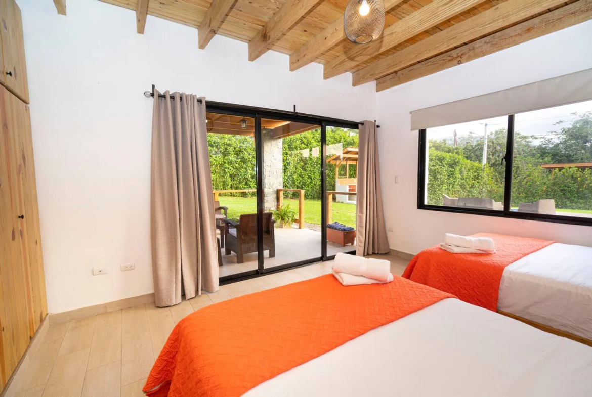 Hermosa villa vacacional en proyecto cerrada en Jarabacoa