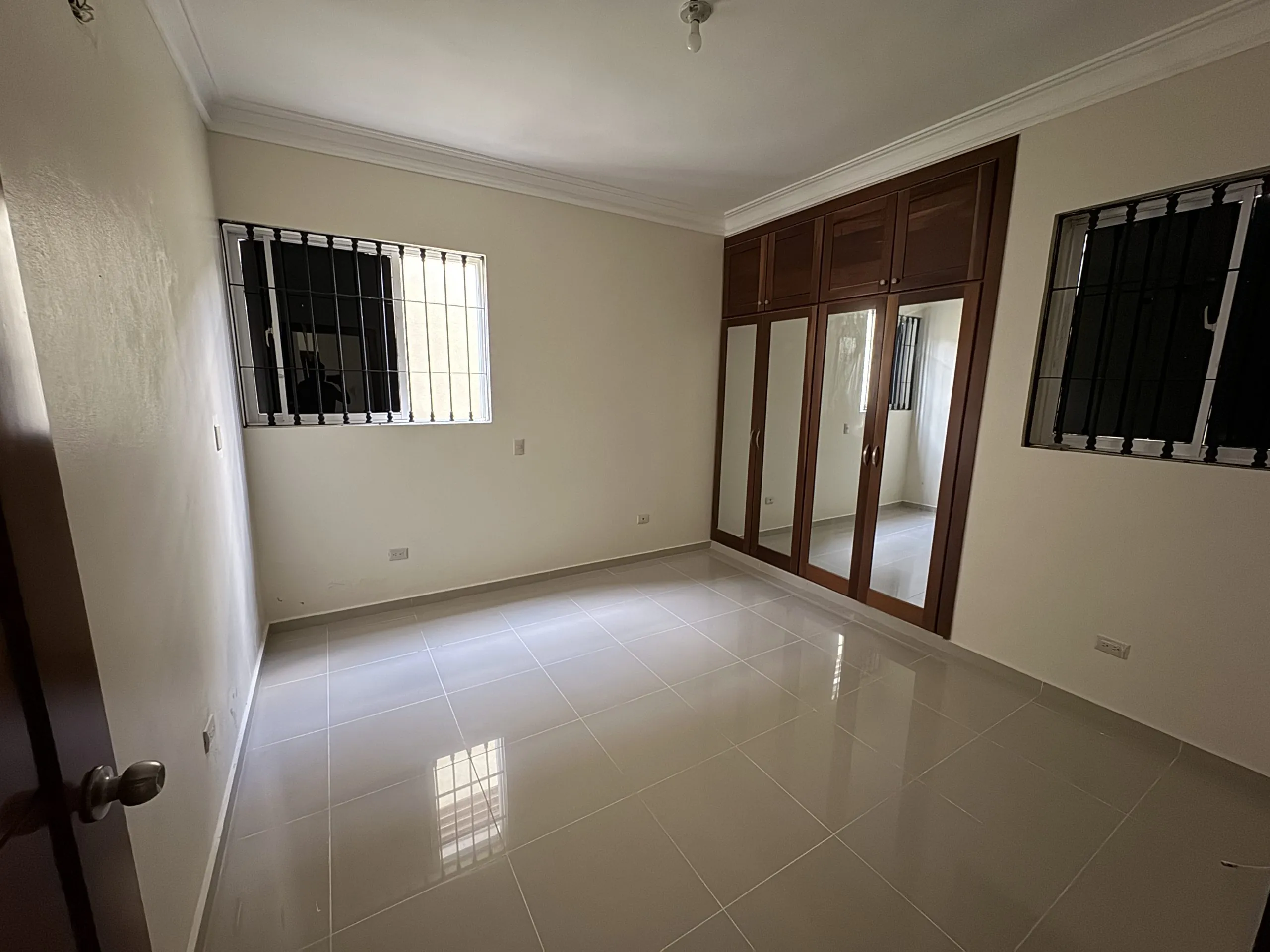 713e25be-4243-4bf3-9cc5-159682b82049_resultado Apartamento primer nivel en Paseo del Río