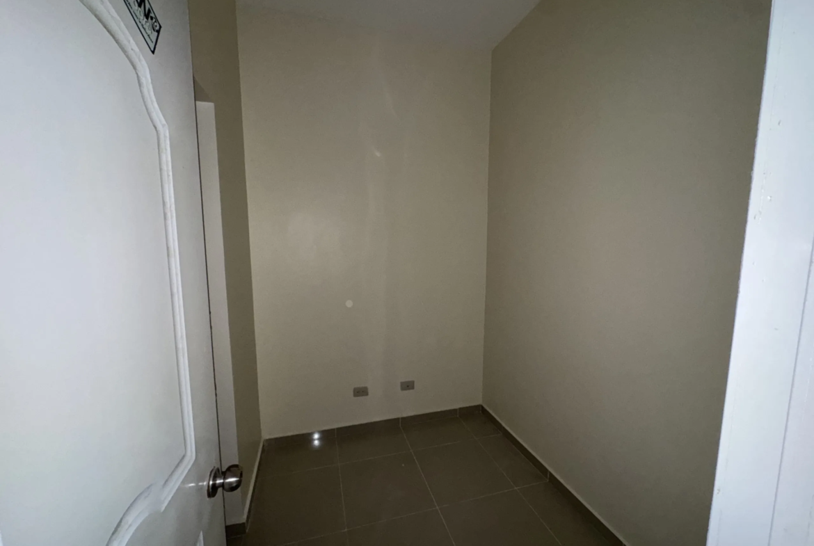 Apartamento primer nivel en Paseo del Río
