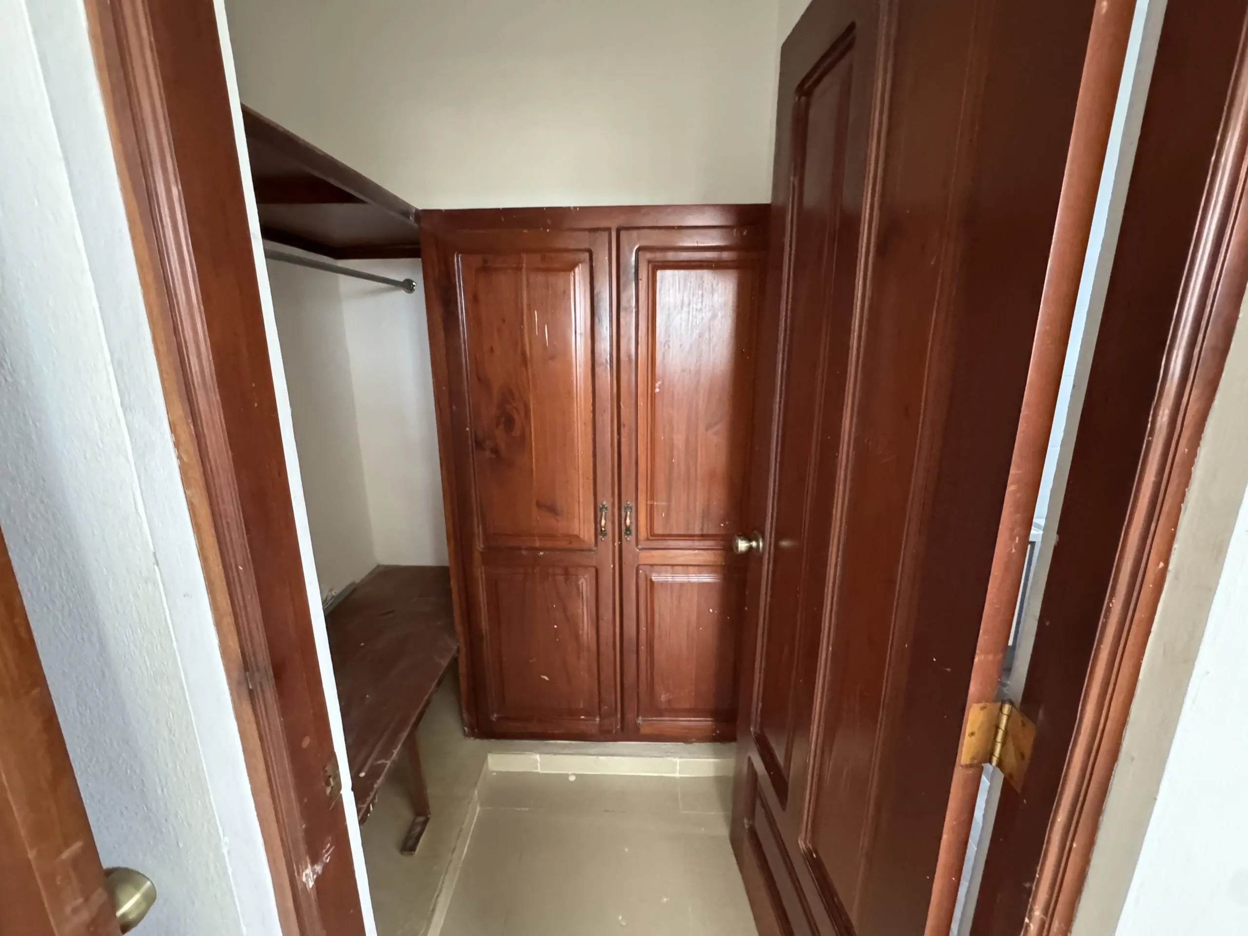 Apartamento 3er nivel construido en block