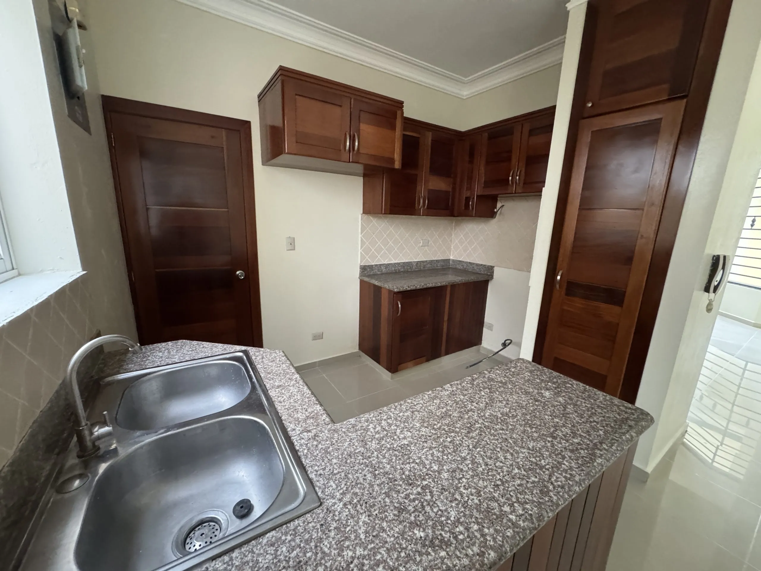 a1716d9c-1bf2-4d90-b6b4-8d3cd916d8dc_resultado Apartamento primer nivel en Paseo del Río