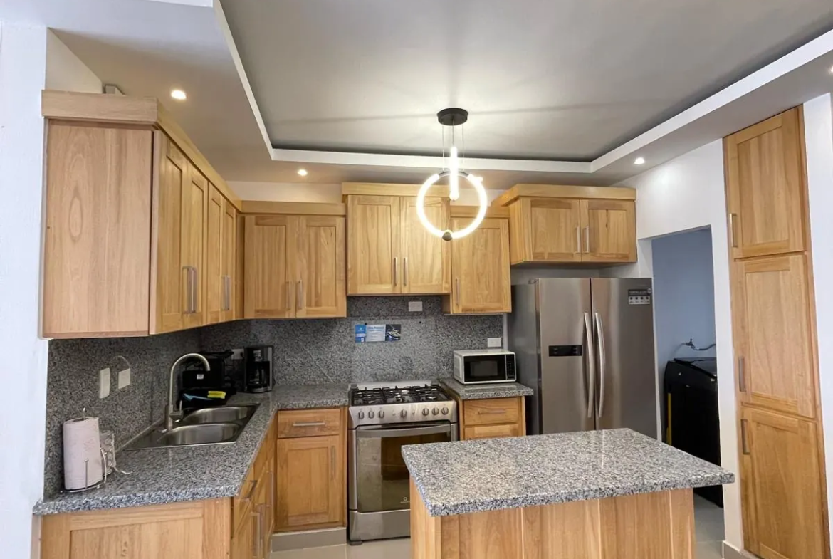 Apartamento primer nivel amueblado para vivienda propia o inversion Airbnb