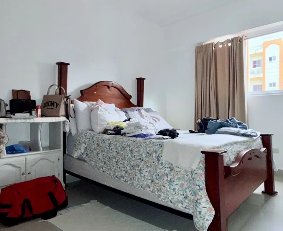 Apartamento 2do nivel amplio con excelente precio