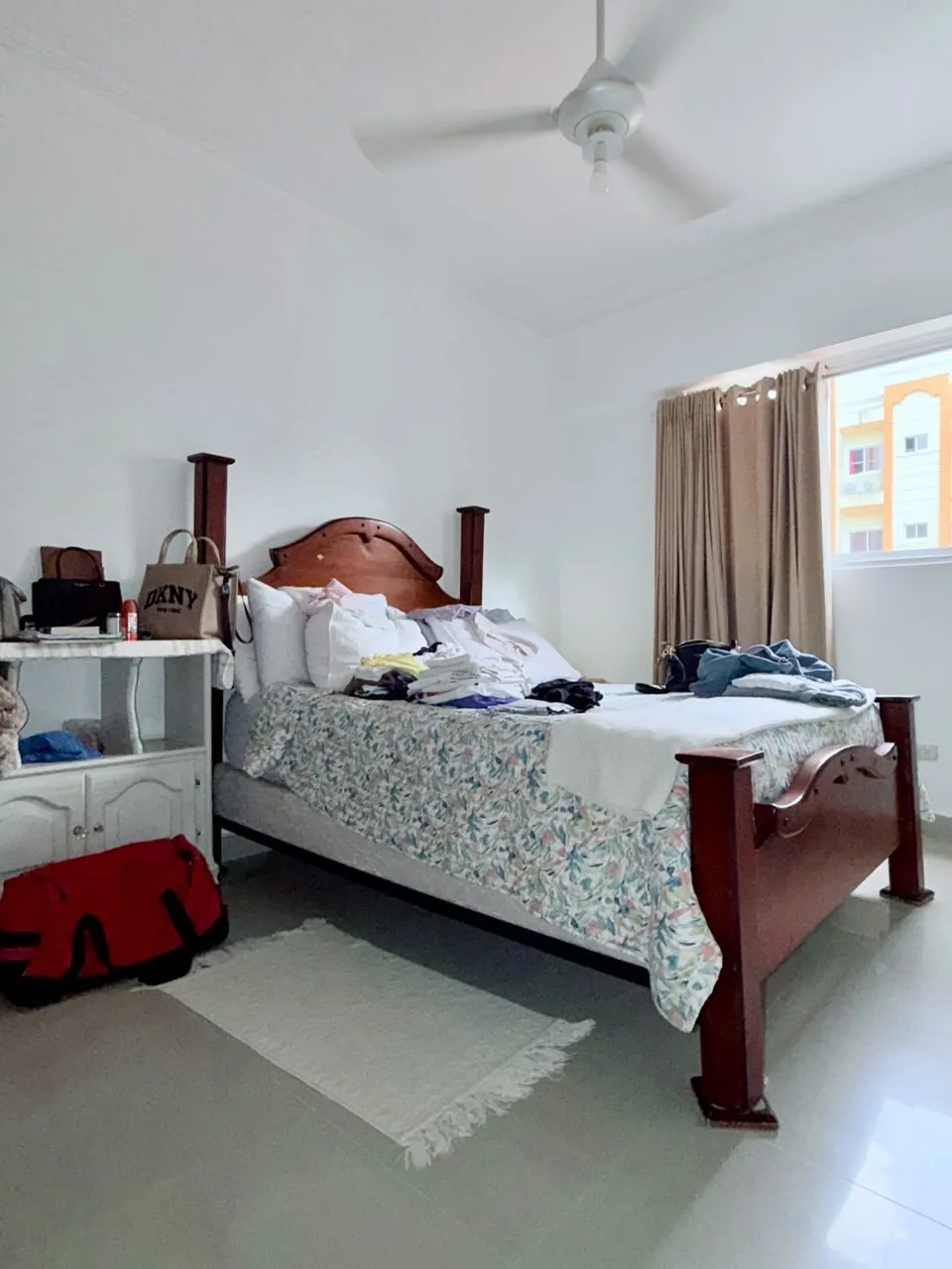 Apartamento 2do nivel amplio con excelente precio