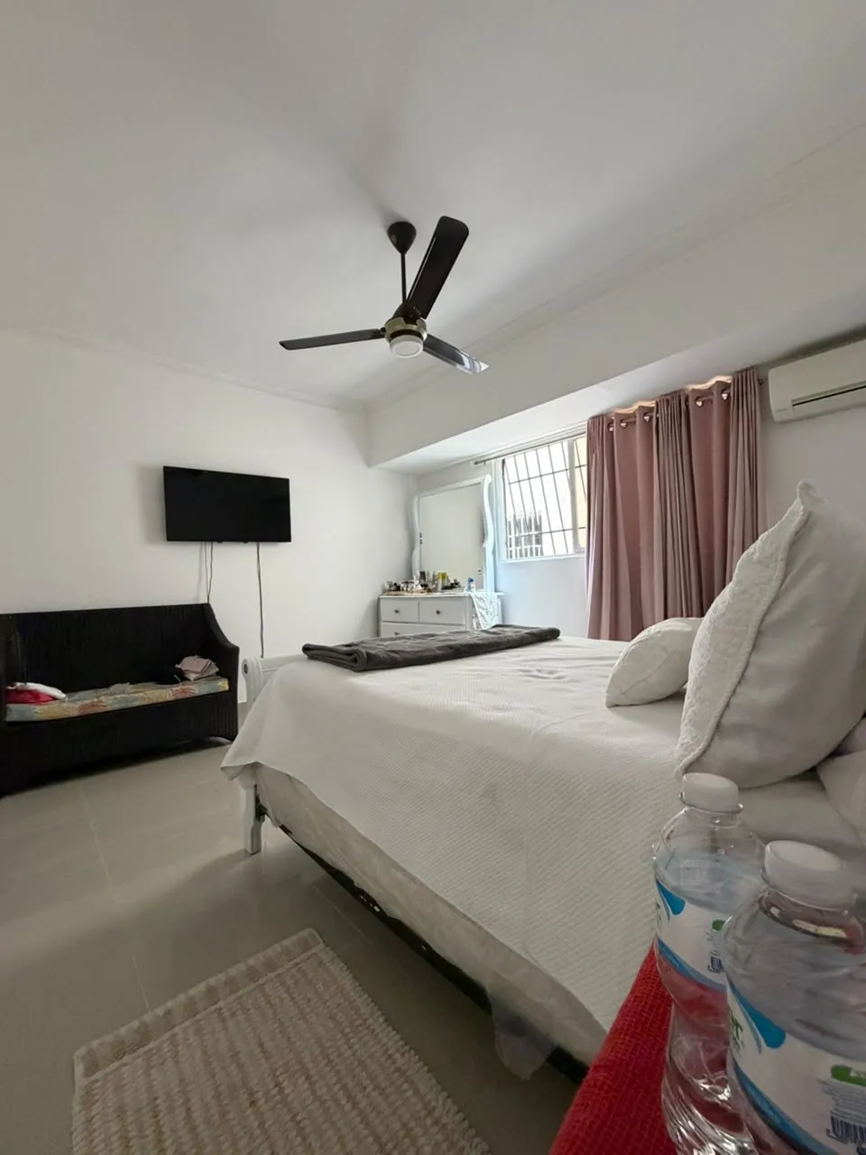Apartamento 2do nivel amplio con excelente precio