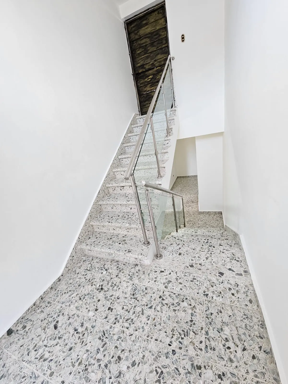 Casa muy amplia, cada hab. con su baño + terraza + kiosko