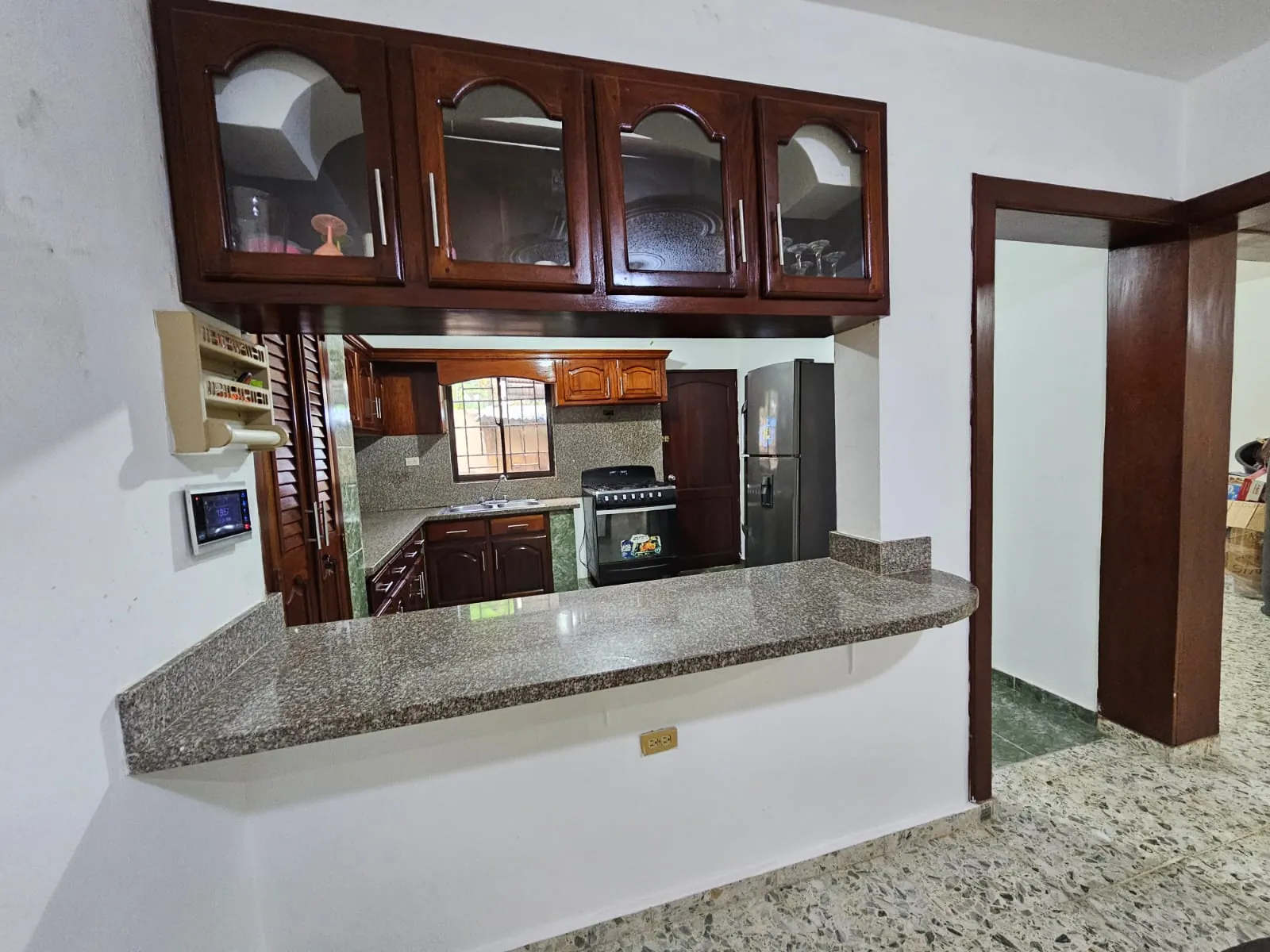 Casa muy amplia, cada hab. con su baño + terraza + kiosko