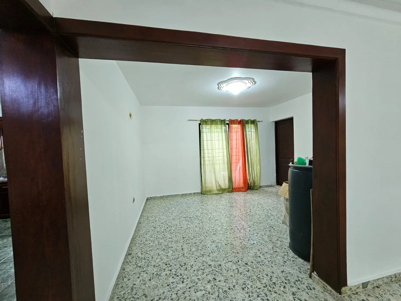 Casa muy amplia, cada hab. con su baño + terraza + kiosko