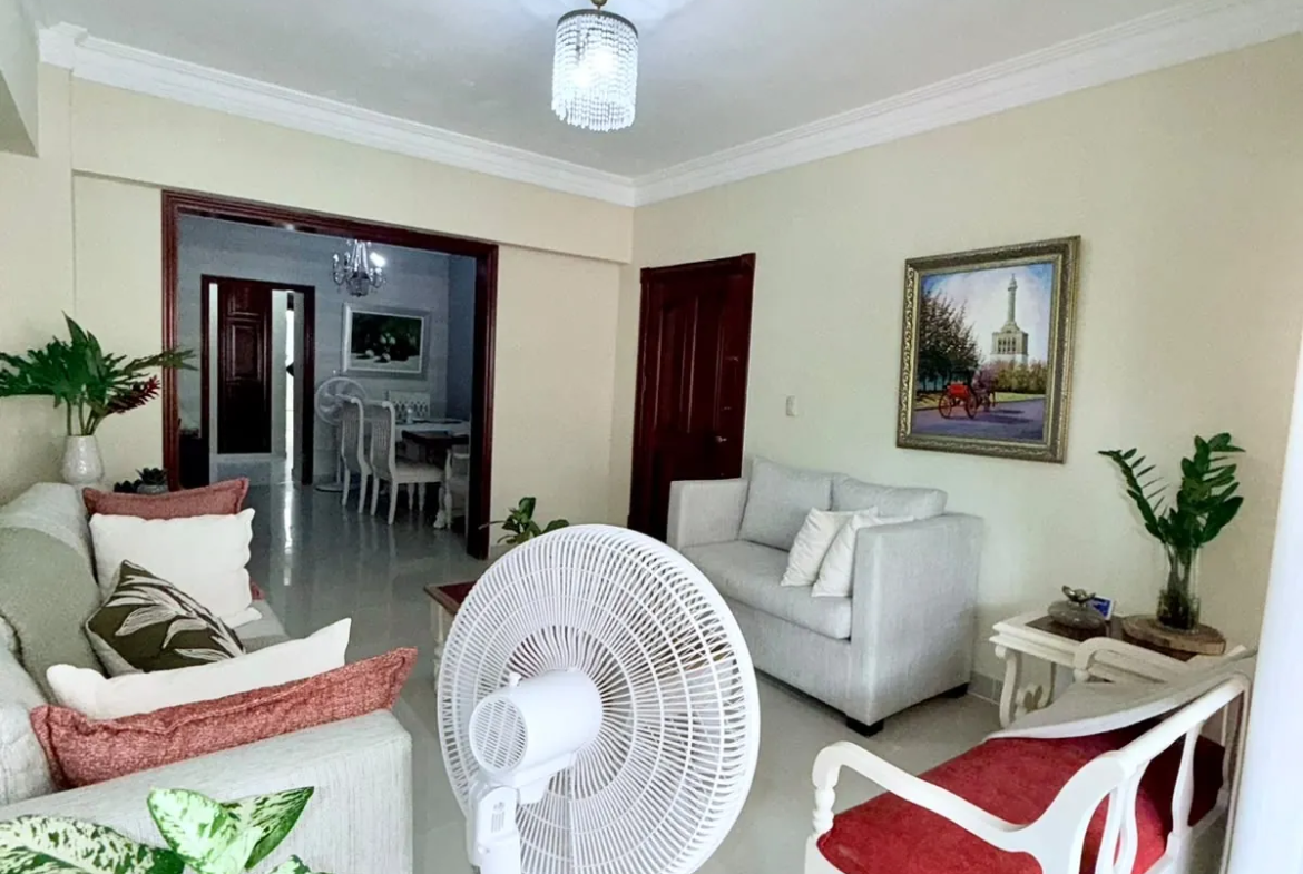 Apartamento 2do nivel amplio con excelente precio